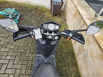 Skútr Kentoya Hammer II 125cc – 6 450 km, nová baterie - 3