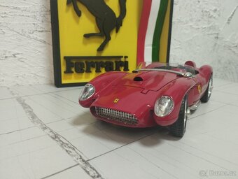 Ferrari  250 Testa Rossa 1/18 Bburago - 3