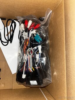 Radio do Audiny B6 - 3