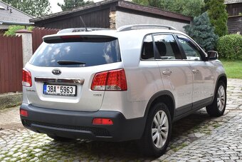 Kia Sorento 2.2 CRDI 145kw automat 4x2 7míst 2013 - 3