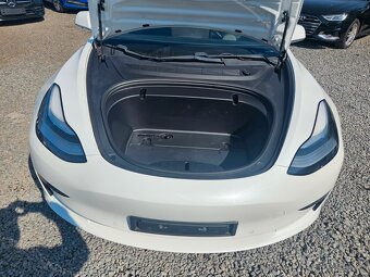 Model 3 RWD 325PS Aut 4xVýhř AL Kůž DPH Nav Kam360 PDC 11/22 - 3