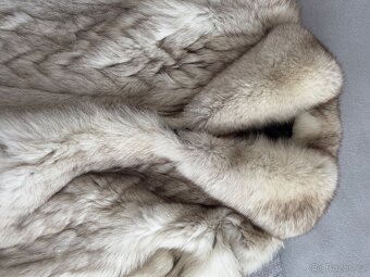 Kožich ze stříbrné lišky - 3