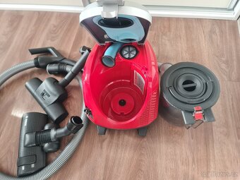 Bezsáčkový vysavač Bosch Zoo'o ProAnimal - 3