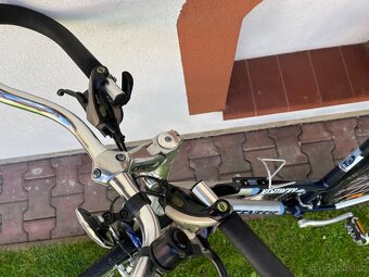 Genesis ALU rám 52 cm kola 28 - 3