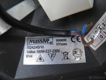 KOVOVĚ VENKOVNÍ LAMPY - MASSIVE - 3