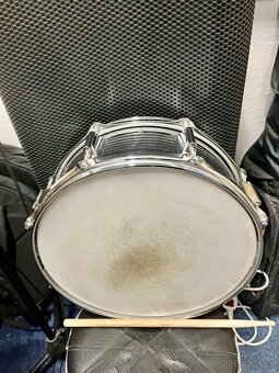 Buben na fandění - 3