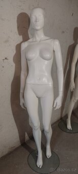 Dámské figuríny - 3