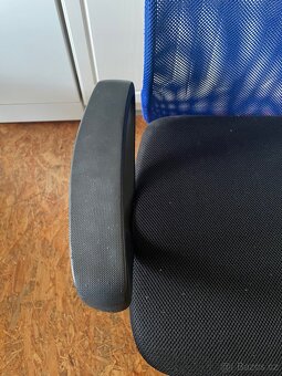 Kancelářská kolečková židle - 3