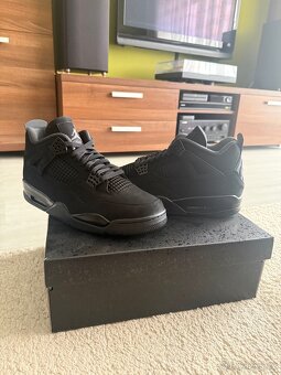 Nike Jordan 4 Black cat (2025) - 3