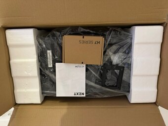 Počítačová skříň / Case - NZXT H7 Flow - 3
