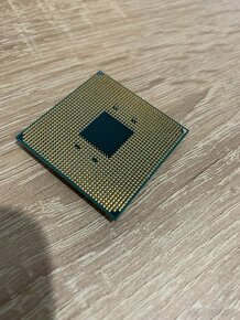 CPU AMD Ryzen 5 2600 - 3
