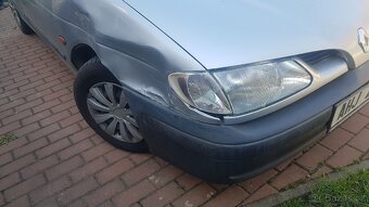 RENAULT MEGANÉ 1.4 r.v. 1996 - 3