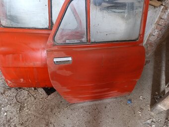 Části od Škoda 105 - 3