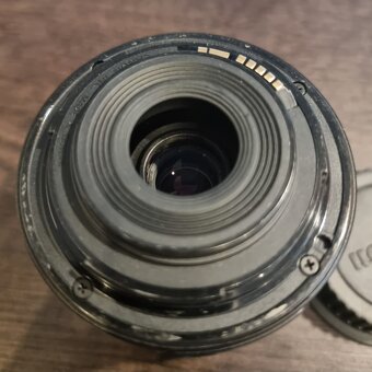 Canon EF-S 10-18 mm f/4.5 - 5.6 IS STM - 3