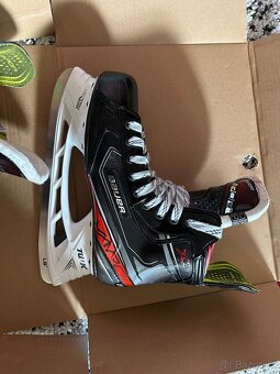 Lední brusle Bauer Vapor X2.9 - velikost 10.5 - 3