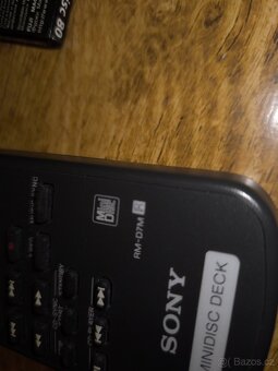 Originální dálkové ovládání k minidisk ům Sony + nové médium - 3
