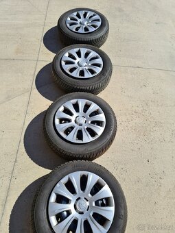 Sada zimních pneu 215/65/R17 Bridgestone - 3