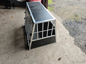 Klec pro přepravu psů v autě - 3