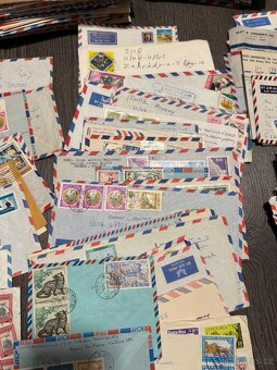 Sbírka známek, poštovní známky - přes 560 kusů celistvostí - 3