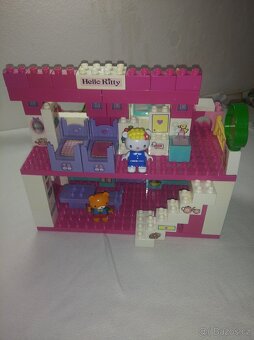 Hello Kitty velký domek se zahradou, stavebnice UNICO Plus - 3