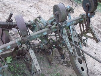 Plečka NDR typ FORTSCHRITT P 437 - 3