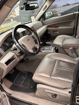 Jeep Grand Cherokee - 3