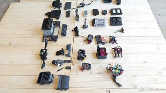 VW Transporter T5 – PÁČKY , OVLADAČE , JEDNOTKY , POJISTKOVN - 3