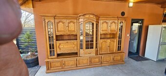 Masivní nábytková stěna - 3