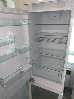 Vestavná lednice CANDY CBL3518EVW - 3