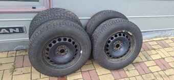 215/65r16 - 3