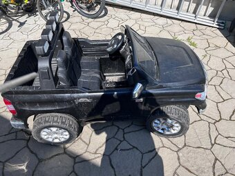 Dětské elektrické auto - 3