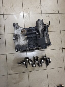 Blok motor 2.0l 103kw octavia 2 - 3