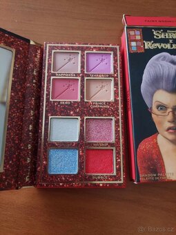 Paletka Makeup revolution - 3
