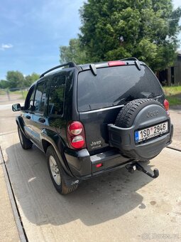 Jeep Cherokee kj - 3