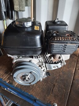 Motor Honda GX 160 s odstředivou spojkou. - 3