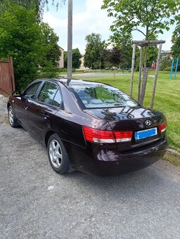 Hyundai Sonata - 3