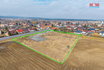Prodej komerčního pozemku, 7031 m², Klenovice - 3
