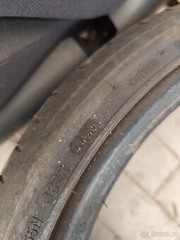 Pneu Dunlop 225/40 R18 - 3
