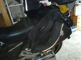 YAMAHA XJR 1300 - 3
