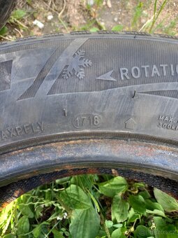 215/60R16 - 3