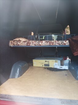 Mercedes sprinter 9 mist - 3