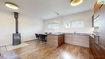 PRONÁJEM řadový rodinný dům 5+kk, 136m2, ulice Manželů Dostá - 3