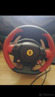 Volant a pedály Ferrari - 3