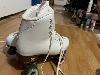 Trekove brusle velikost 270mm (41) Risport - 3