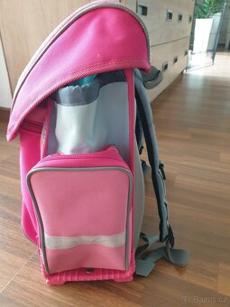 Školní aktovka pro malou školačku zn. EMIPO česká výroba - 3