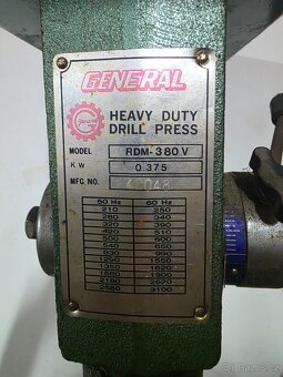 Sloupová stojanová vrtačka - 3