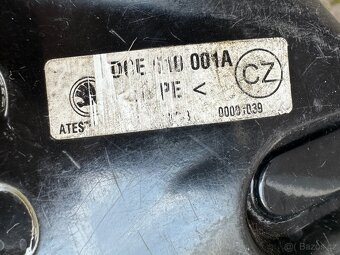 Škoda Octavia II vana do kufru - 3