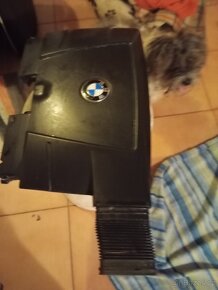 BMW E90,91,92 kryt motoru benzín 2l - 3