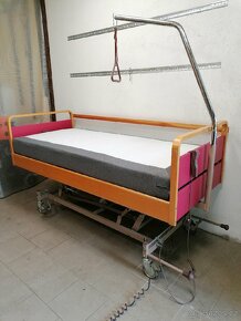 Zdravotní elektricky polohovatelná postel s matrací - 3