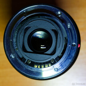 Minolta AF 28-105mm F3.5-4.5 RS - 3
